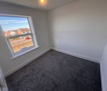 Flat , Osbourne Apartments, Maitland Avenue, Thornton-Cleveleys - Photo 2