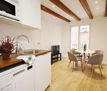 Carrer del Poeta Cabanyes, Barcelona, Catalonia 08004 - Photo 4