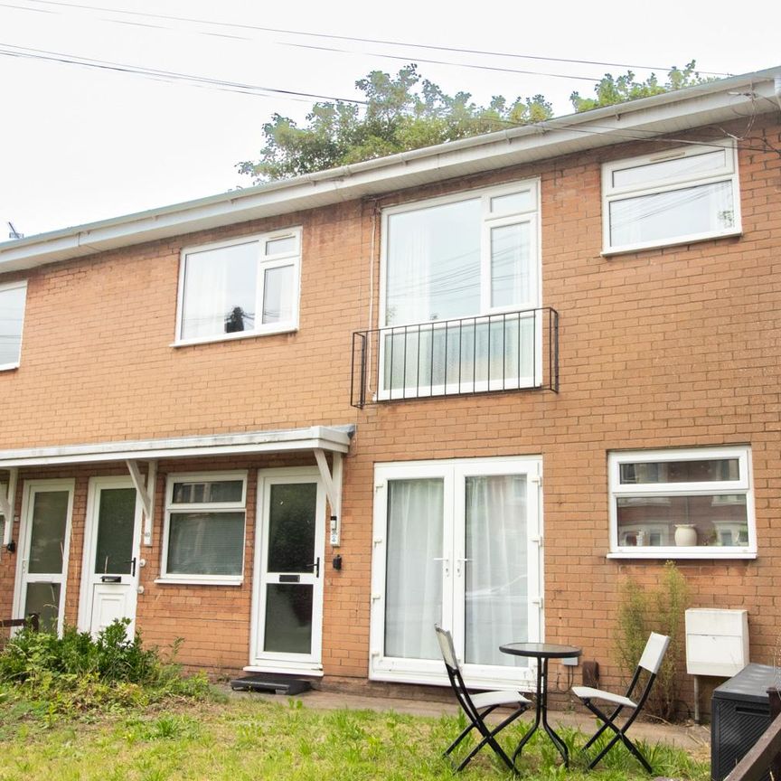 1 Bedroom Flat - Photo 1