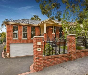 Quality, Convenience & Spacious 3 Bedroom townhouse - Photo 5
