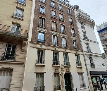 location Appartement T2 DE 35.6m² À PARIS - Photo 2