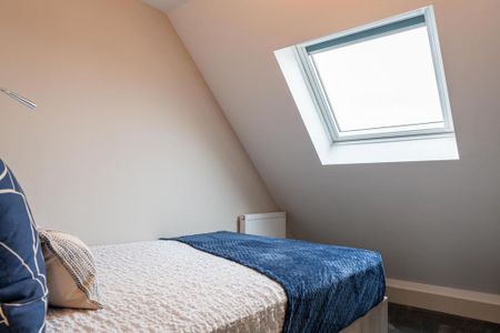 6 bedroom flat to rent - Photo 2