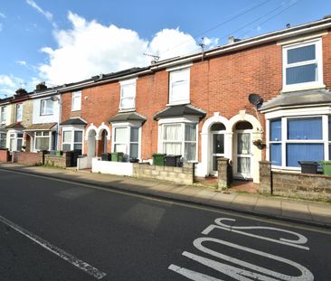 4 bedroom house to rent - Photo 1