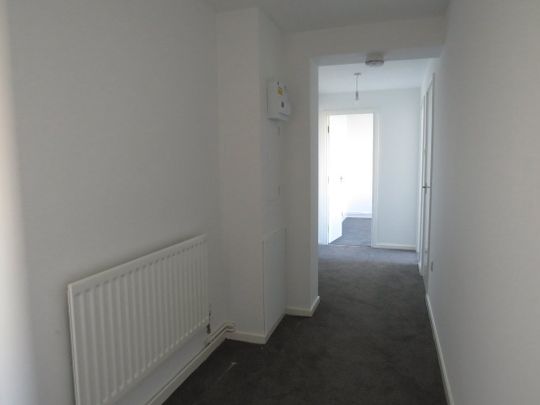 Peterborough PE2 - Photo 1