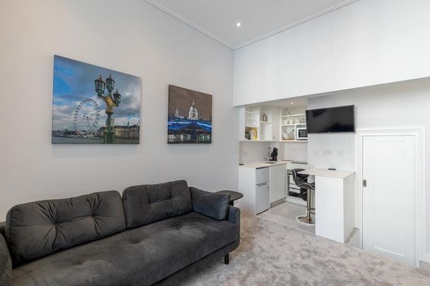 Studio to rent - Photo 1