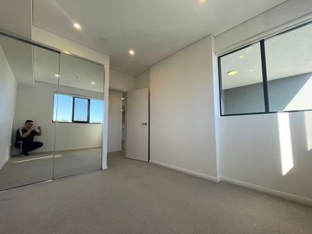 Contemporary 2-Bedroom Apartment in the Heart of Arncliffe - Photo 4