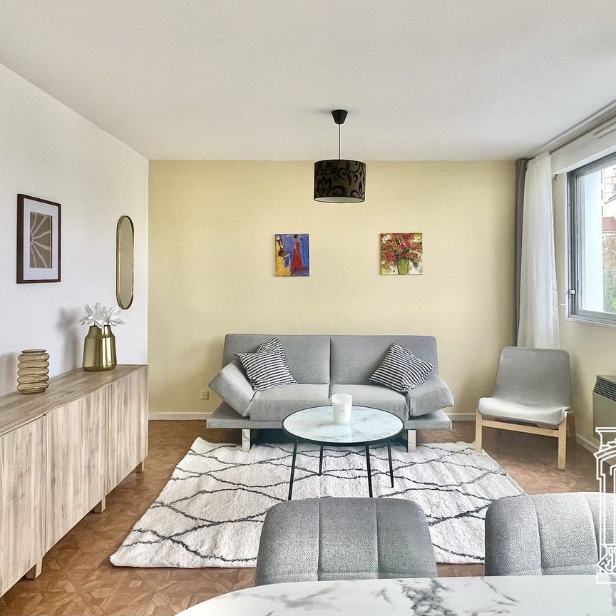 Location Appartement 2 pièces 59m² LYON 8ème - Photo 1