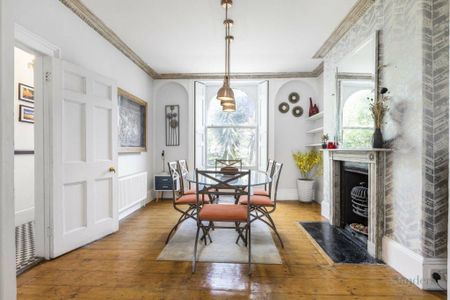 4 bedroom flat to rent - Photo 3