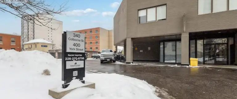 2404 - 340 COLBORNE STREET | 2404 - 340 COLBORNE STREET, London - Photo 1