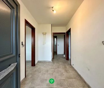 Alleenstaande woning met 2 slaapkamers en inpandige garage - Photo 4