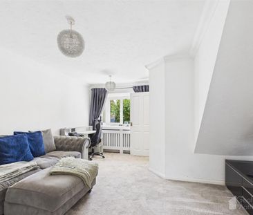 2 bedroom terraced house to rent - Photo 2