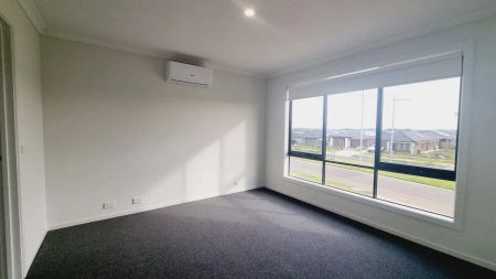 “Brand New Home Awaits!” - Photo 5