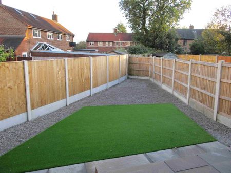 3 bedroom detached house to rent - Photo 3