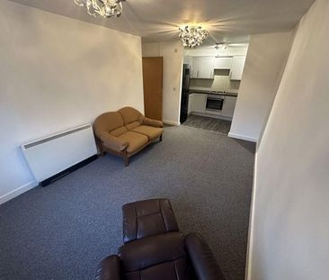2 bedroom apartment to rent - Photo 2