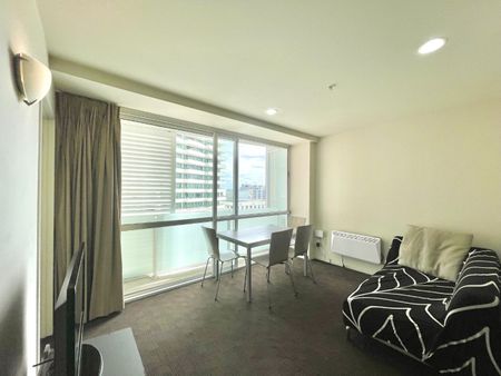 2 Bedroom Furnished Apartment near University - Photo 4