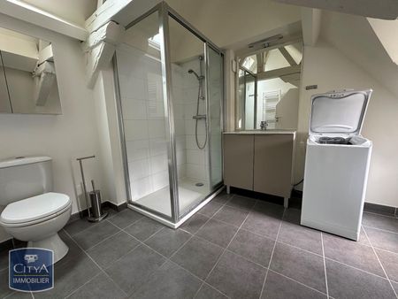 Location Appartement 3 pièces 62m² CAMBRAI 59400 - Photo 4