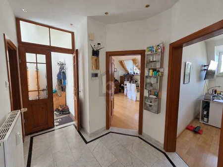 EIN ZUHAUSE MIT CHARAKTER – GALERIE, GROSSZÜGIGKEIT & CHARME - Photo 5