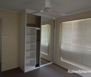 Airconditioned and Available to Rent - Photo 4