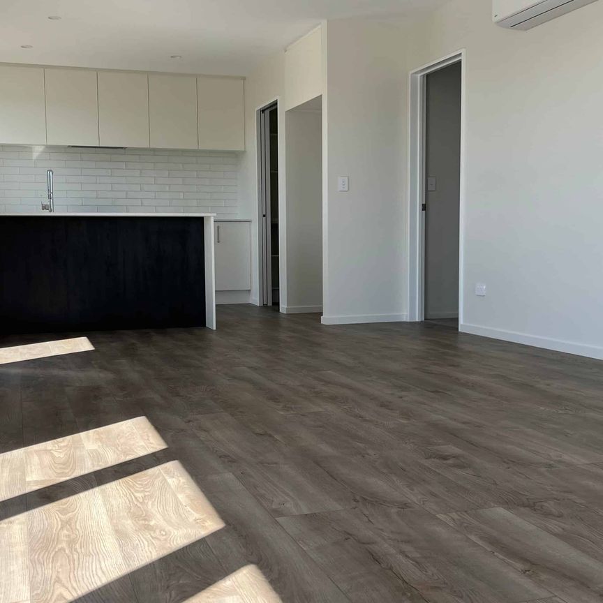 4 Bedroom home - Photo 1