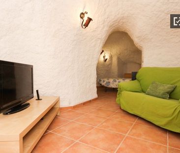 granada, Andalusia 18010 - Photo 4