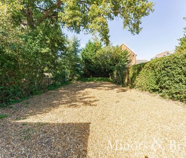 6 bedroom detached house to rent - Photo 4