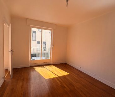 Location Appartement 4 pièces 95m² - Photo 2
