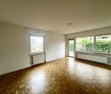 Frisch renovierte 3-Zimmer-Erdgeschosswohnung mit eigenem Garten in... - Photo 1