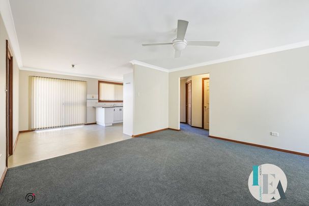 Freshly Updated 2-Bedroom Villa in a Quiet, Central Location - Photo 1