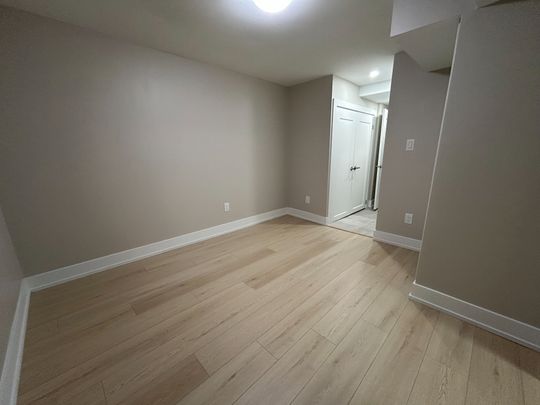 For Lease - 467 Fendalton Street, Mississauga, Ontario - Photo 1