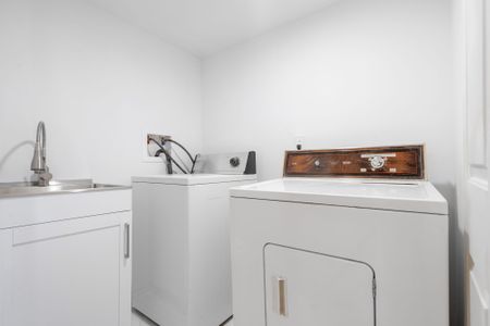 For Lease - 1263 Maitland Avenue Unit# lower level, Belair Park - Copeland Park and Area, Ontario - Photo 2