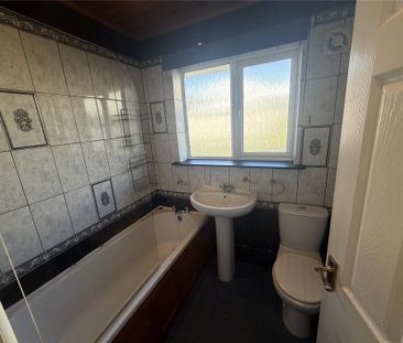 2 bedroom semi-detached house to rent - Photo 6