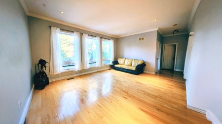 For Lease - 6 Shasta Drive, Vaughan, Ontario - Photo 2