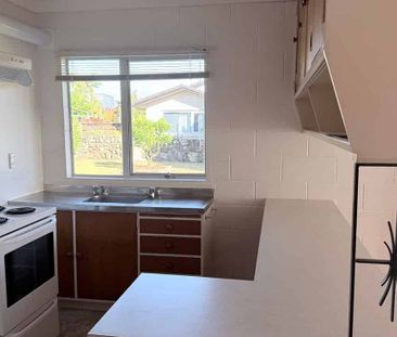 Two-Bedroom Granny Flat - Quiet & Convenient - Photo 5