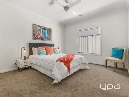 Charming Family Home in the Heart of Ballan! - Photo 3
