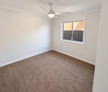 BRAND NEW 2-BEDROOM GRANNY FLAT - MODERN, STYLISH & CONVENIENT - Photo 3