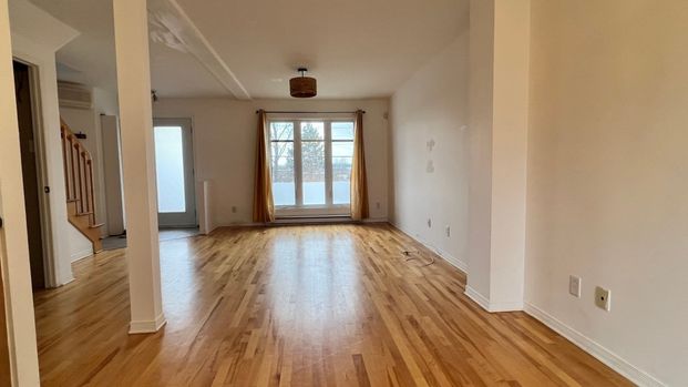 Maison à étages à louer - La Prairie (L'Arrondissement) Maison à étages à louer - La Prairie (L'Arrondissement) - Photo 1