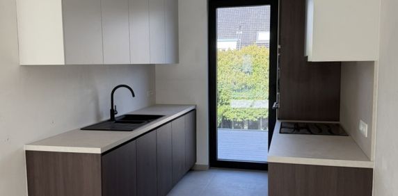 - KRUISHOUTEM - Nieuwbouwappartement met staanplaats en kelder - Foto 2