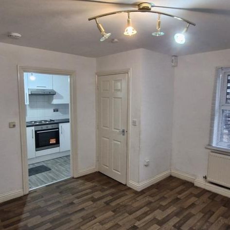 2 bedroom flat to rent - Photo 1