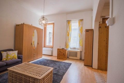 Hajós utca - Photo 1