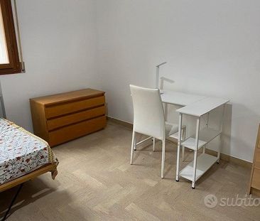 Ampia stanza libera da subito - Photo 3
