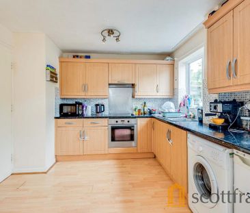 2 bedroom semi-detached house to rent - Photo 6