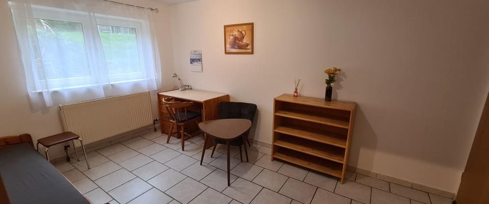 Möbliertes Zimmer - Photo 1