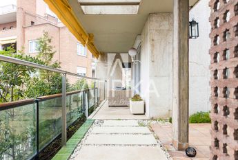 Impresionante ático en alquiler con parking en Pedralbes, Barcelona