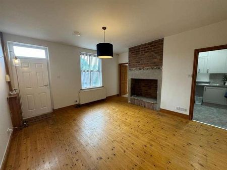 Manor Street, Hartshead Moor, Cleckheaton, BD19 - Photo 3