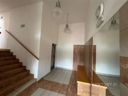 Pronájem 2kk s balkónem u metra Střížkov - Photo 2