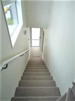 Almost new, spacious studio (45 sqm) - Photo 2