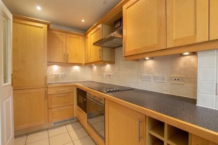 The Grange, Glebe Road, Cambridge - Photo 5