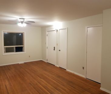 668 Queens Ave. - Photo 3