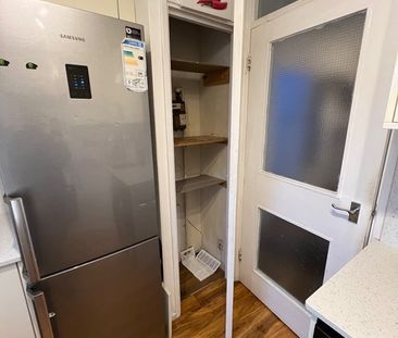 1 Bed Flat, Crefeld Close, W6 - Photo 4