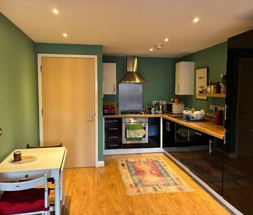 Room in a Shared Flat, Masey Mews, SW2 - Photo 6